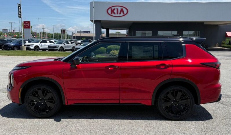 
 Mitsubishi Outlander full									