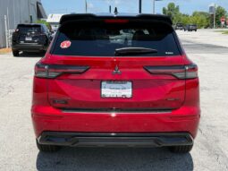 
 Mitsubishi Outlander full									