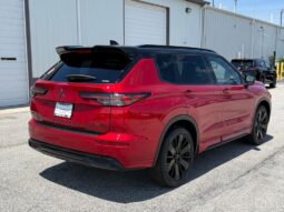 
 Mitsubishi Outlander full									