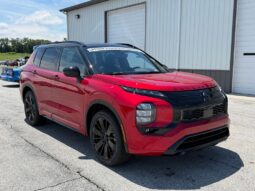 
 Mitsubishi Outlander full									