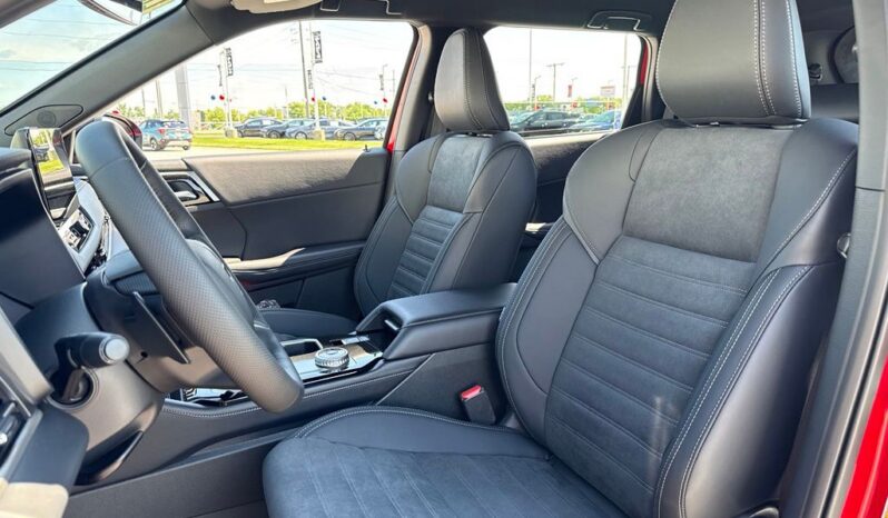 
 Mitsubishi Outlander full									