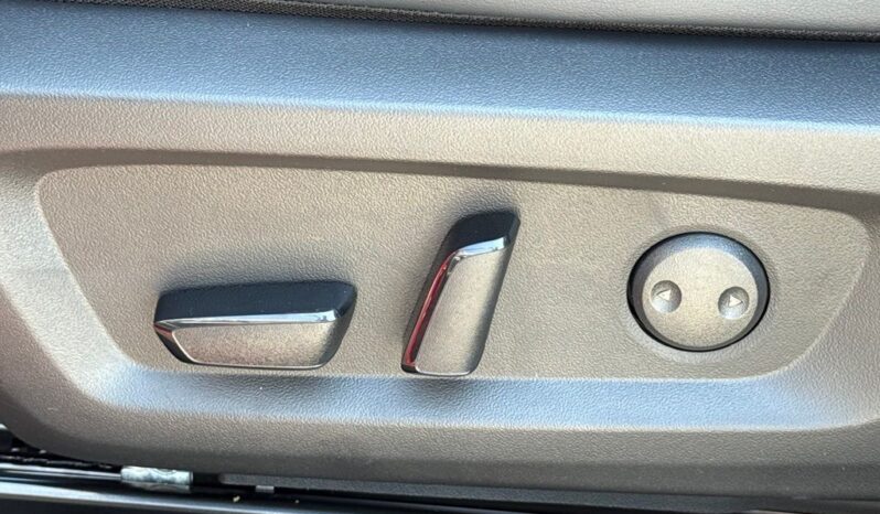 
 Mitsubishi Outlander full									