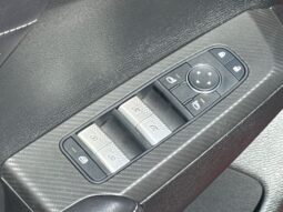 Mitsubishi Outlander full