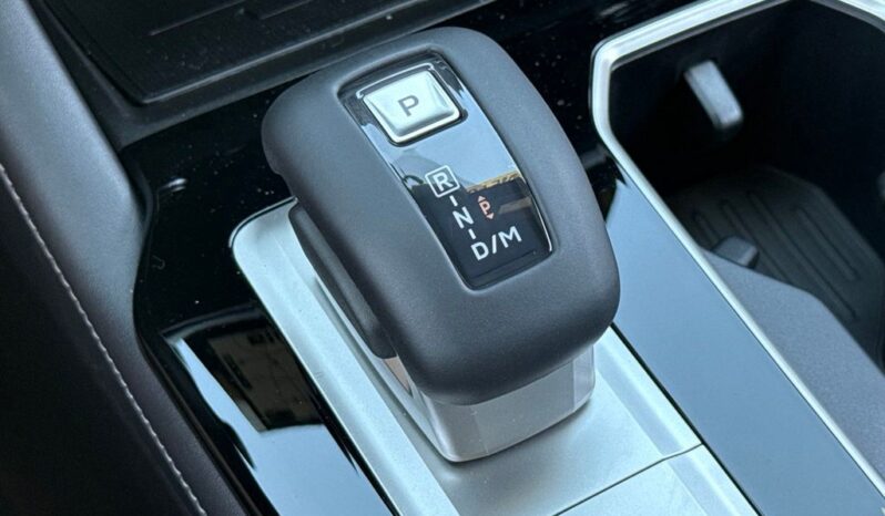 
 Mitsubishi Outlander full									