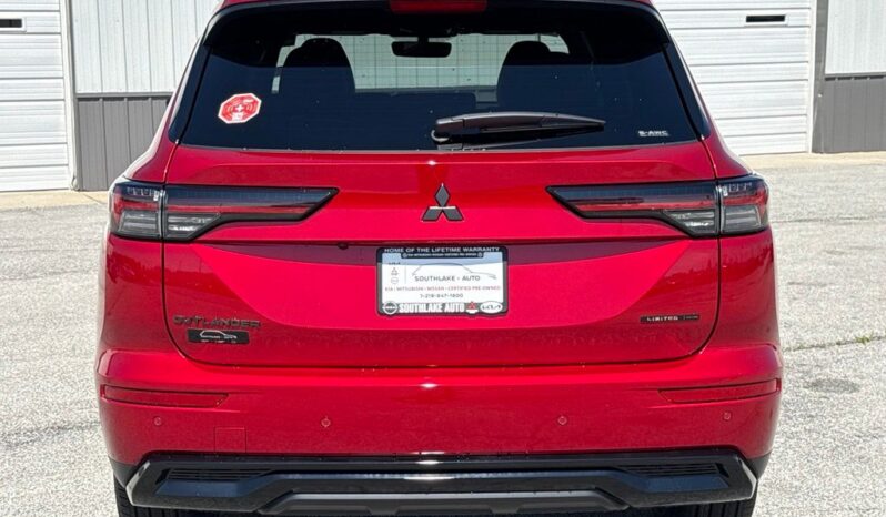 
 Mitsubishi Outlander full									