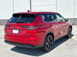 Mitsubishi Outlander full