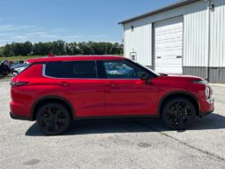 Mitsubishi Outlander full