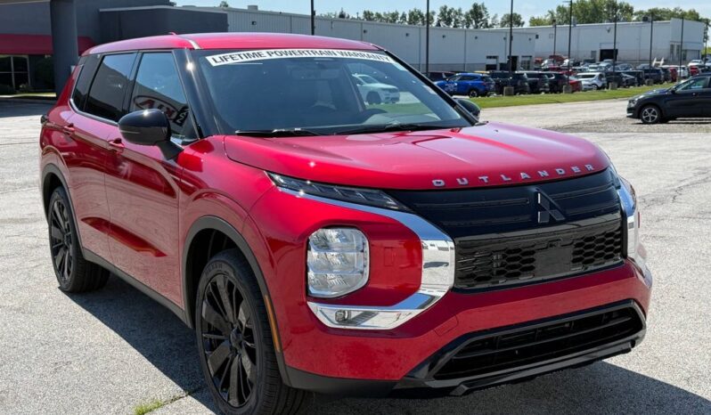 
 Mitsubishi Outlander full									