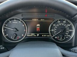 
										Mitsubishi Outlander full									