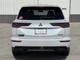 
										Mitsubishi Outlander full									