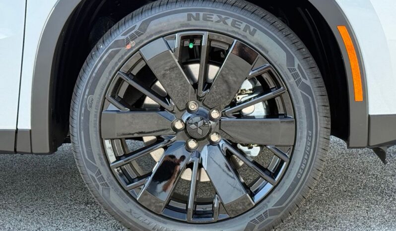 
								Mitsubishi Outlander full									