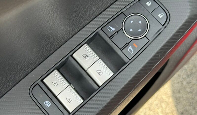 
 Mitsubishi Outlander full									