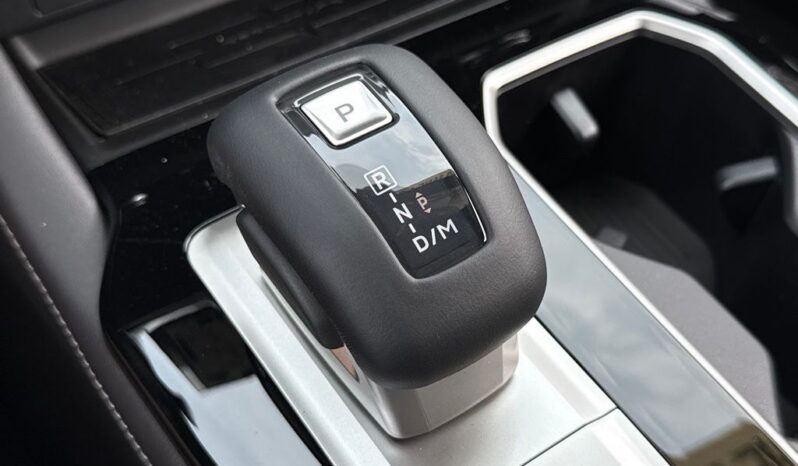 
 Mitsubishi Outlander full									