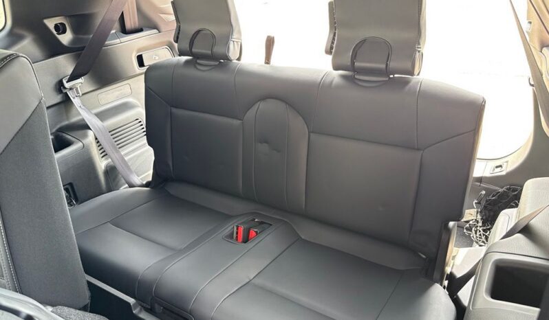 
 Mitsubishi Outlander full									