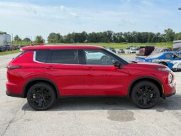 Mitsubishi Outlander full