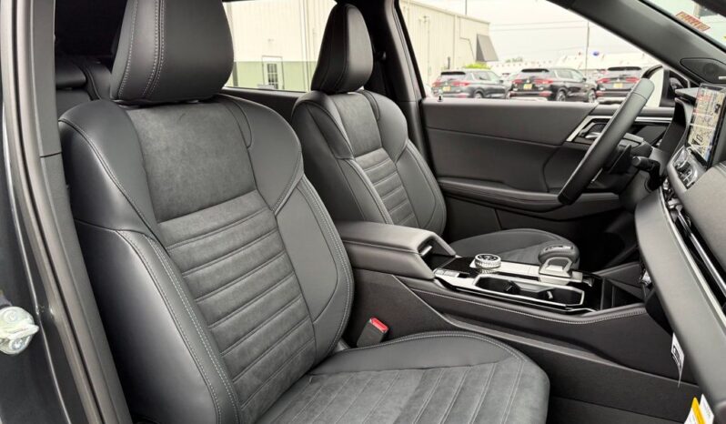 
 Mitsubishi Outlander full									