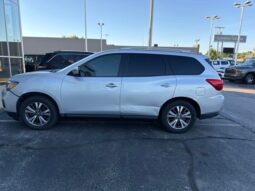 Nissan Pathfinder full