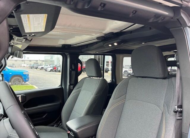 
 Jeep Wrangler full									