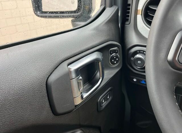
 Jeep Wrangler full									