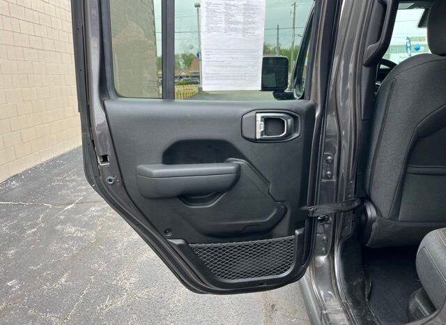 
 Jeep Wrangler full									