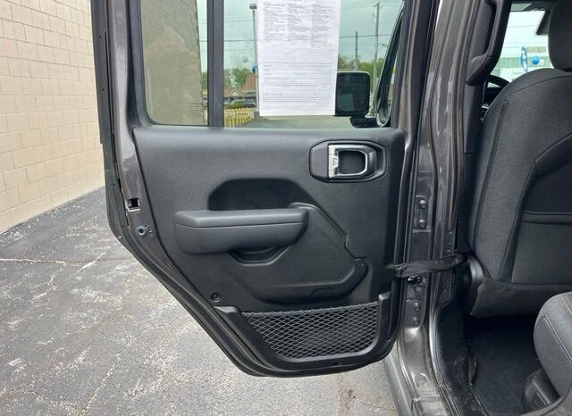 
 Jeep Wrangler full									