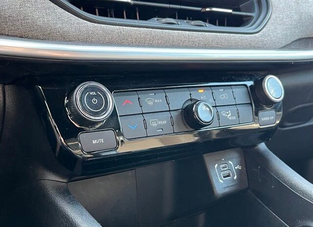 
 Jeep Compass full									