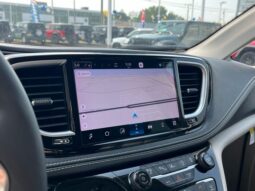 
 Chrysler Pacifica full									