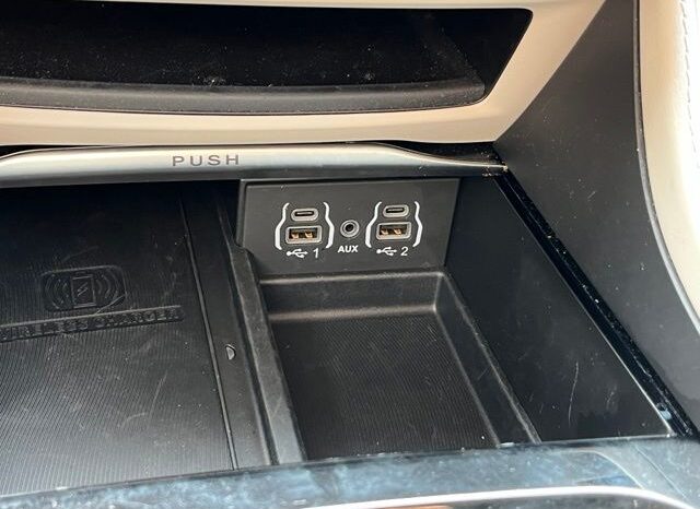 
 Chrysler Pacifica full									