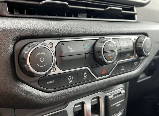 
 Jeep Wrangler full									