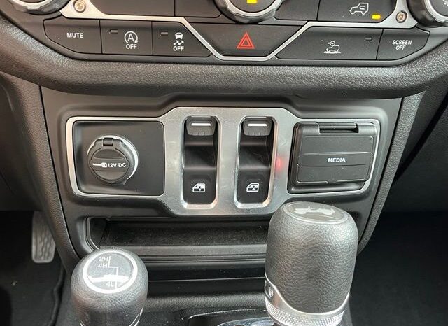 
 Jeep Wrangler full									