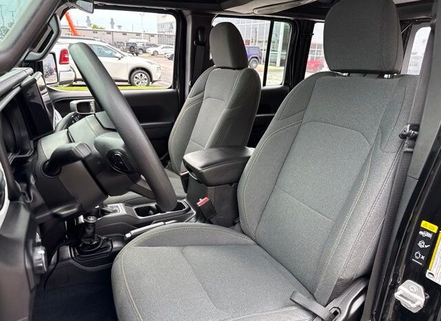 
 Jeep Wrangler full									