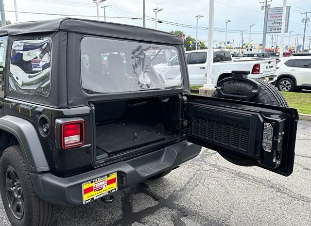 
 Jeep Wrangler full									