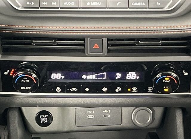 
 Nissan Rogue full									