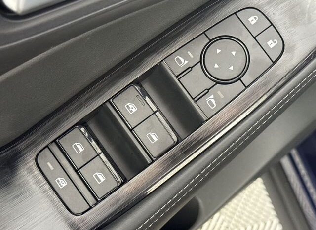 
 Nissan Rogue full									