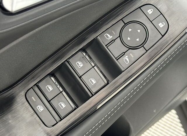 
 Nissan Rogue full									