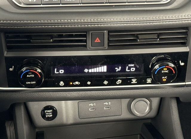 
 Nissan Rogue full									