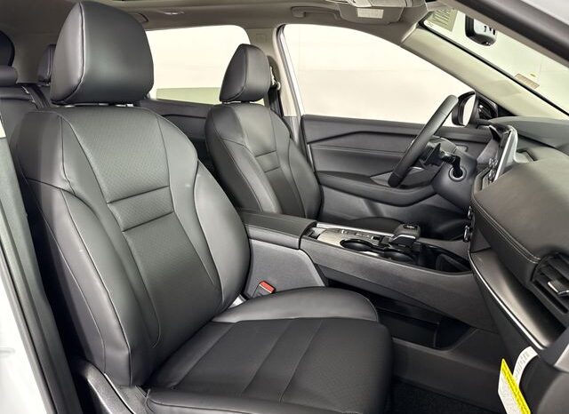 
 Nissan Rogue full									