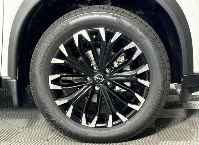 
 Nissan Rogue full									