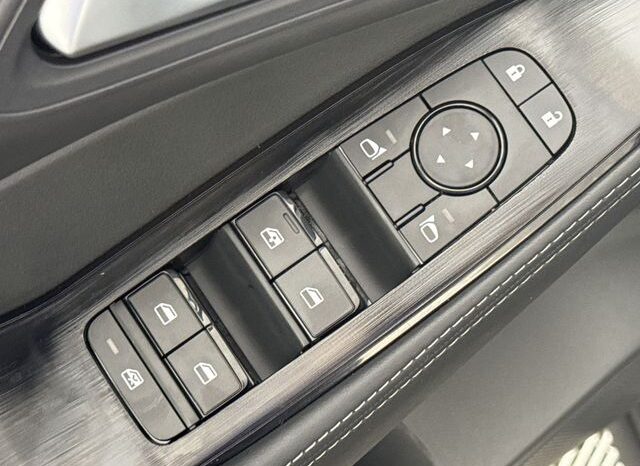 
 Nissan Rogue full									