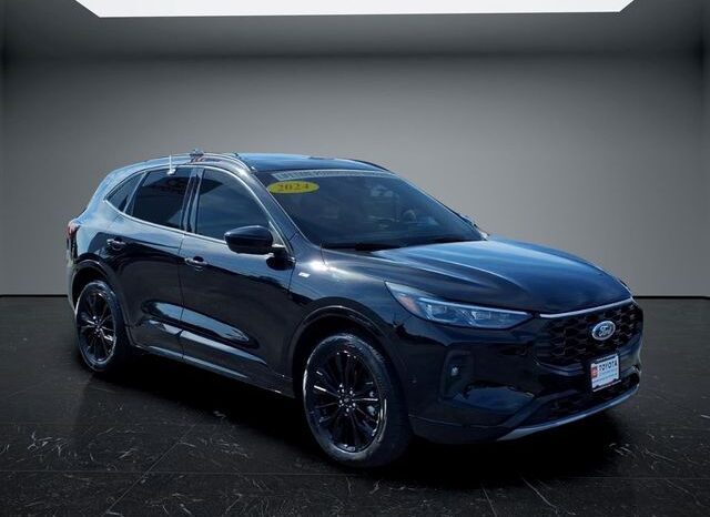 
 Ford Escape Hybrid full									