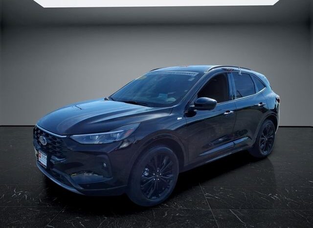 
 Ford Escape Hybrid full									
