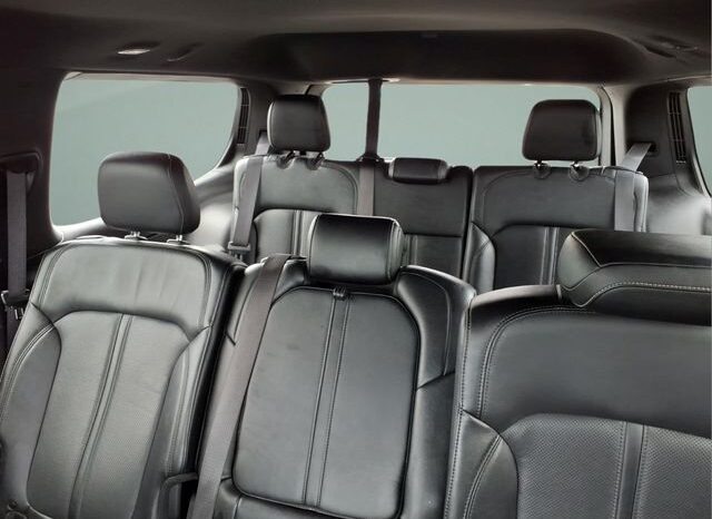 
 Jeep Wagoneer full									