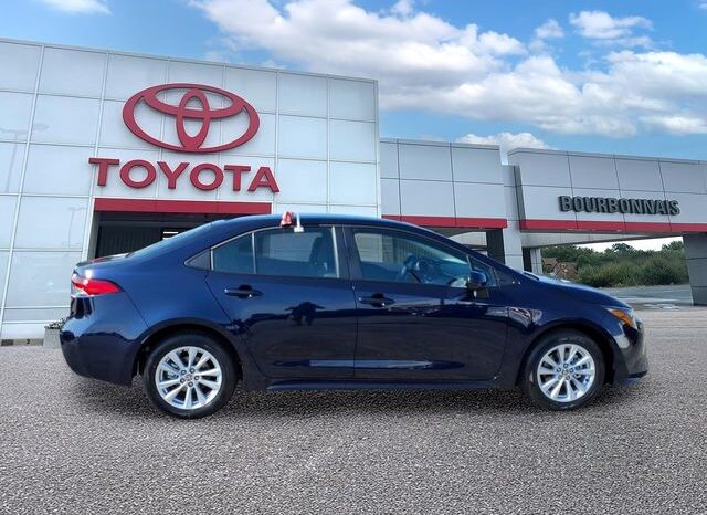 
 Toyota Corolla full									