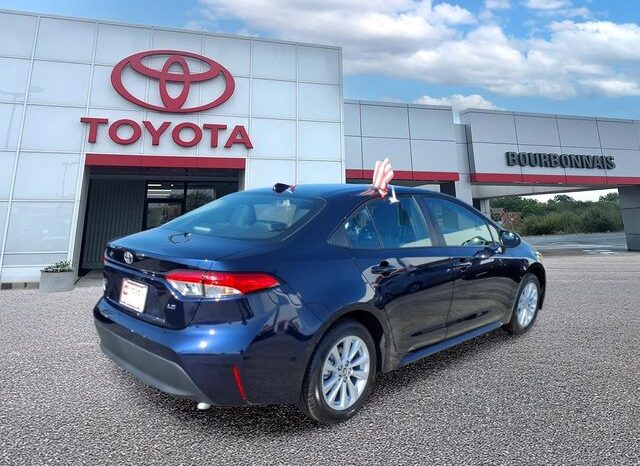 
 Toyota Corolla full									