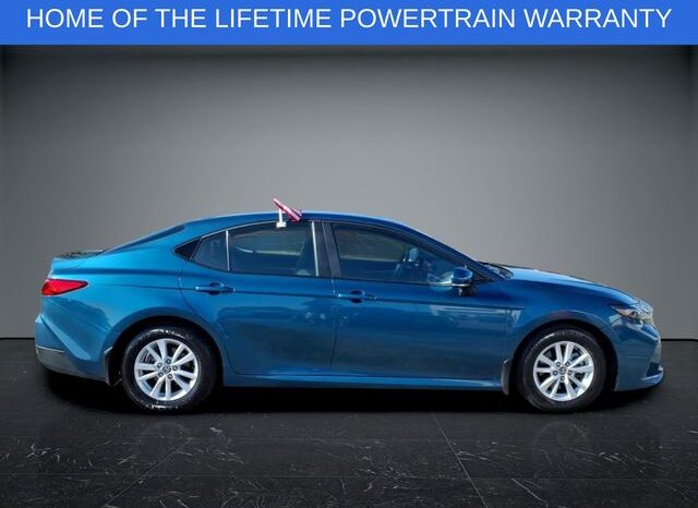 
 Toyota Camry full									