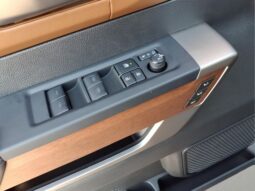 Toyota Sequoia full