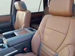 Toyota Sequoia full
