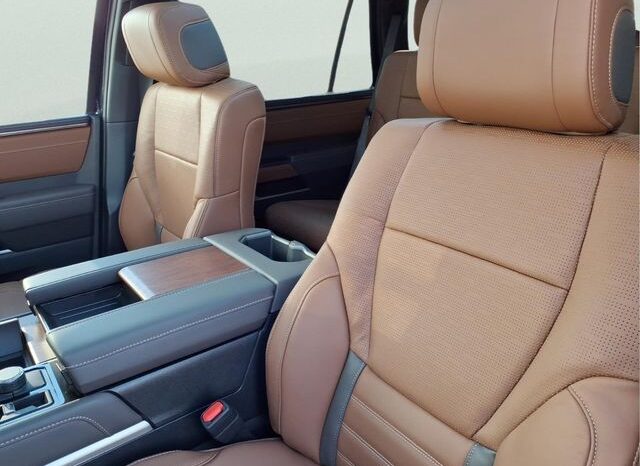 
 Toyota Sequoia full									