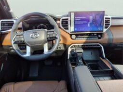 Toyota Sequoia full