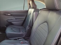 Toyota Highlander full